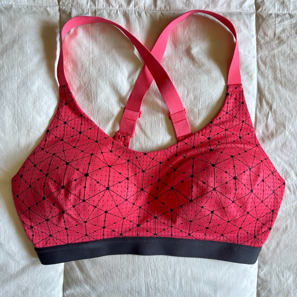 Victorias Secret VSX Lightweight Wireless Cross-back Sports Bra Neon Pink 32DD